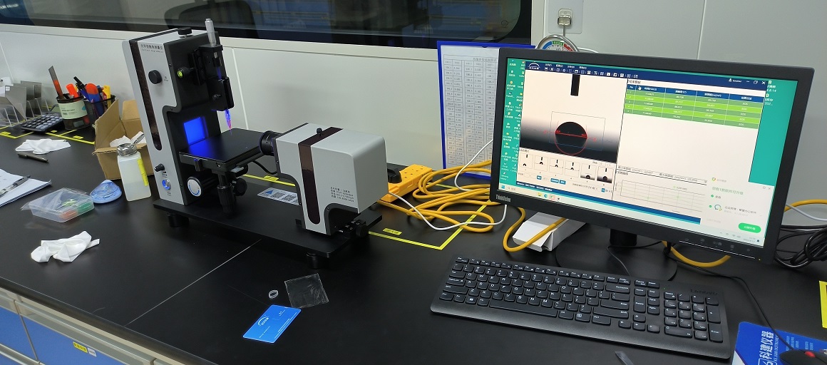 接触角测量仪交机实况：崴思半导体材料